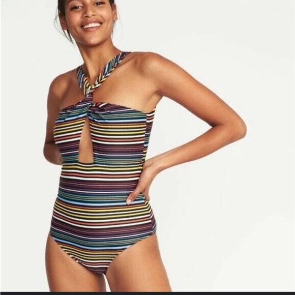 Old Navy twisted halter one piece swimsuit  chic striped comfortable - Picture 7 of 9